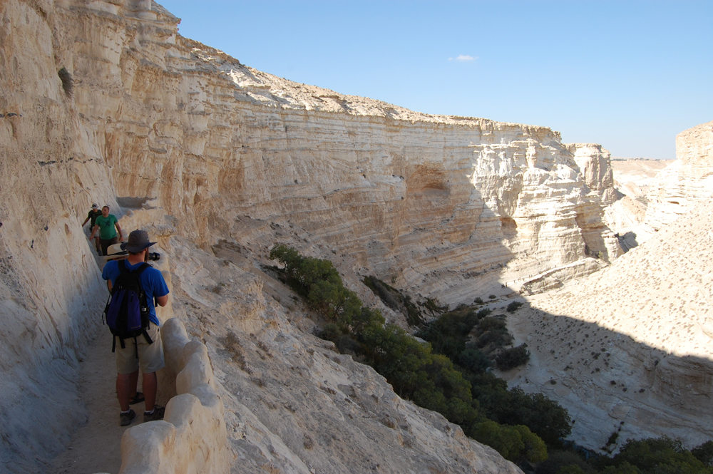 Cliffside path in Nahal Zin